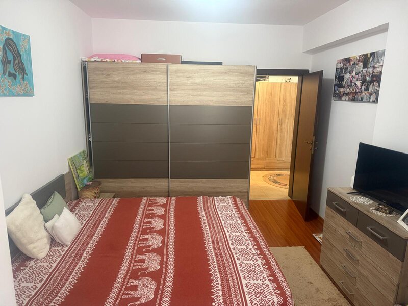 Prelungirea Ghencea 2 camere decomandat 63 mp, complex Latin,