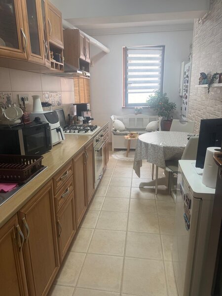 Prelungirea Ghencea 2 camere decomandat 63 mp, complex Latin,